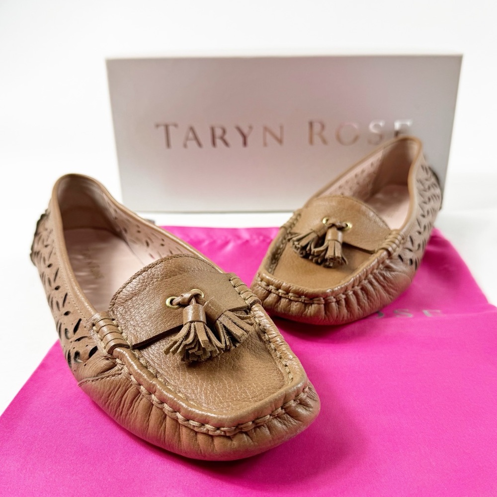 605. Taryn Rose Carissa Wheat Tan Leather Tassel Loafers Flats Women’s Size 8.5